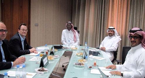 عيد يناقش مشروع «حوكمة الاتحاد» مع وفد الفيفا